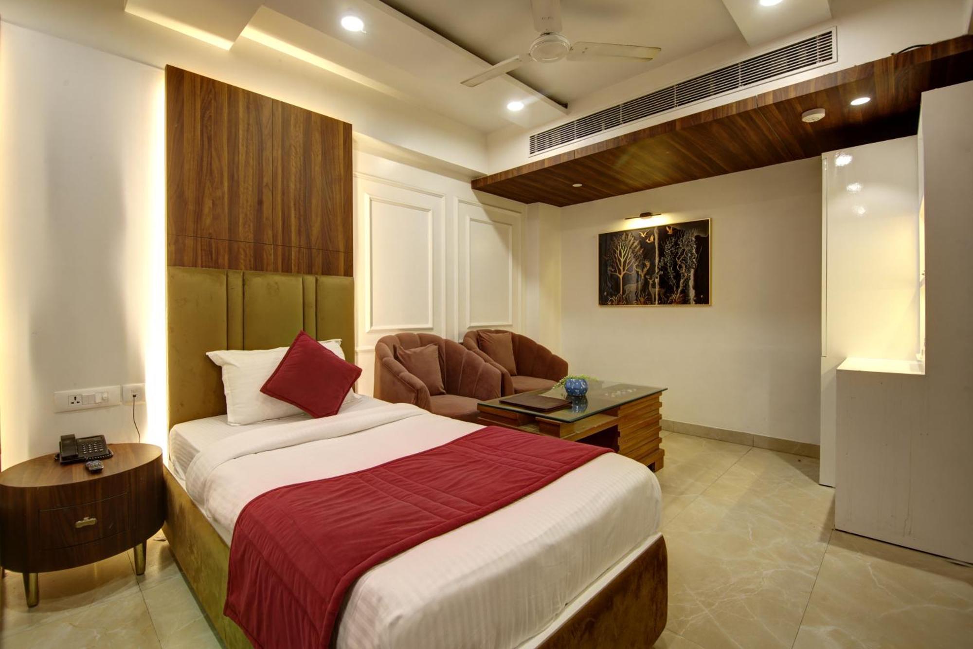 The Shanti Plaza - Neu-Delhi Exterior foto