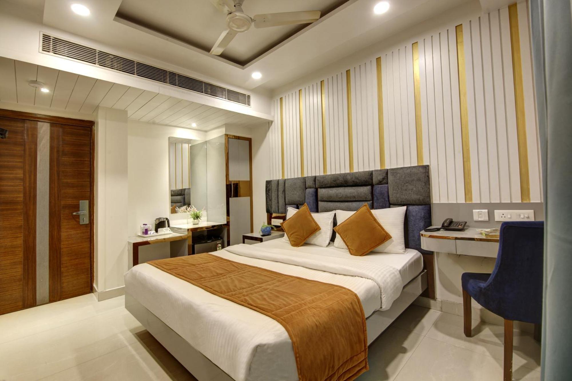 The Shanti Plaza - Neu-Delhi Exterior foto