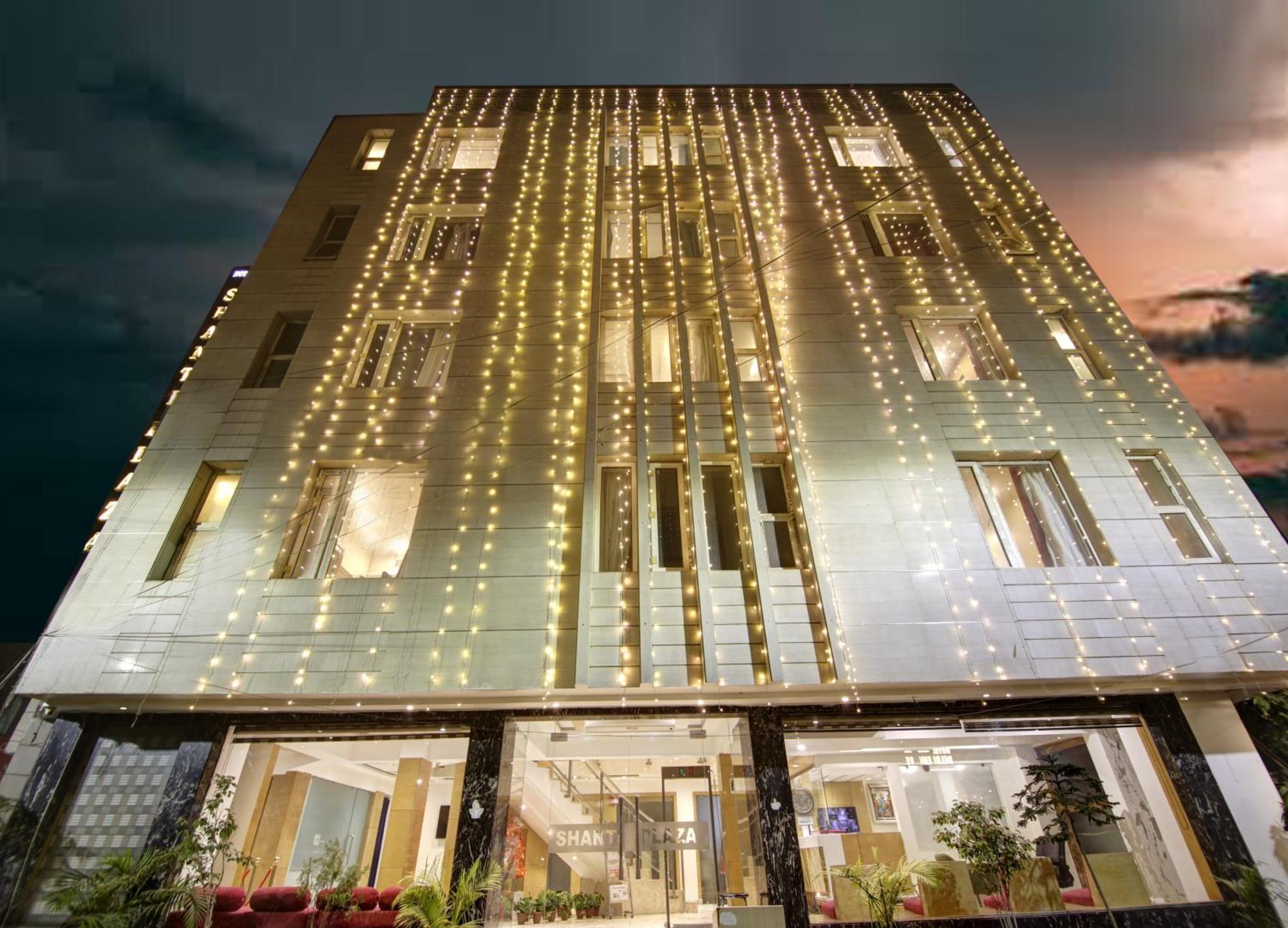 The Shanti Plaza - Neu-Delhi Exterior foto