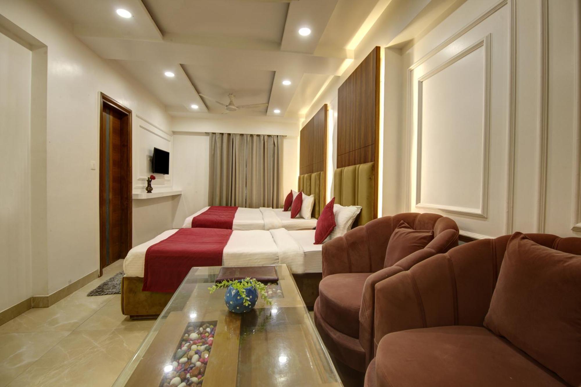 The Shanti Plaza - Neu-Delhi Exterior foto