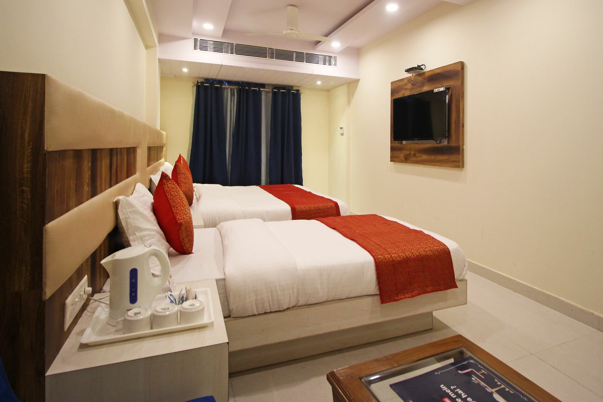 The Shanti Plaza - Neu-Delhi Exterior foto